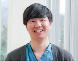 スタッフの写真