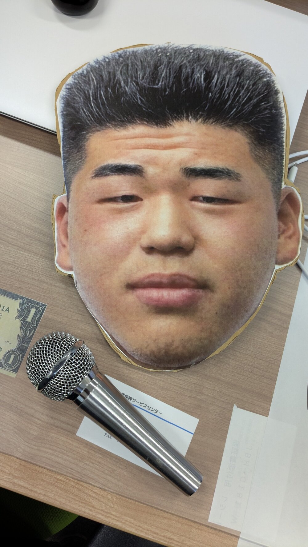 親和会記事忘年会動画制作中5.jpg